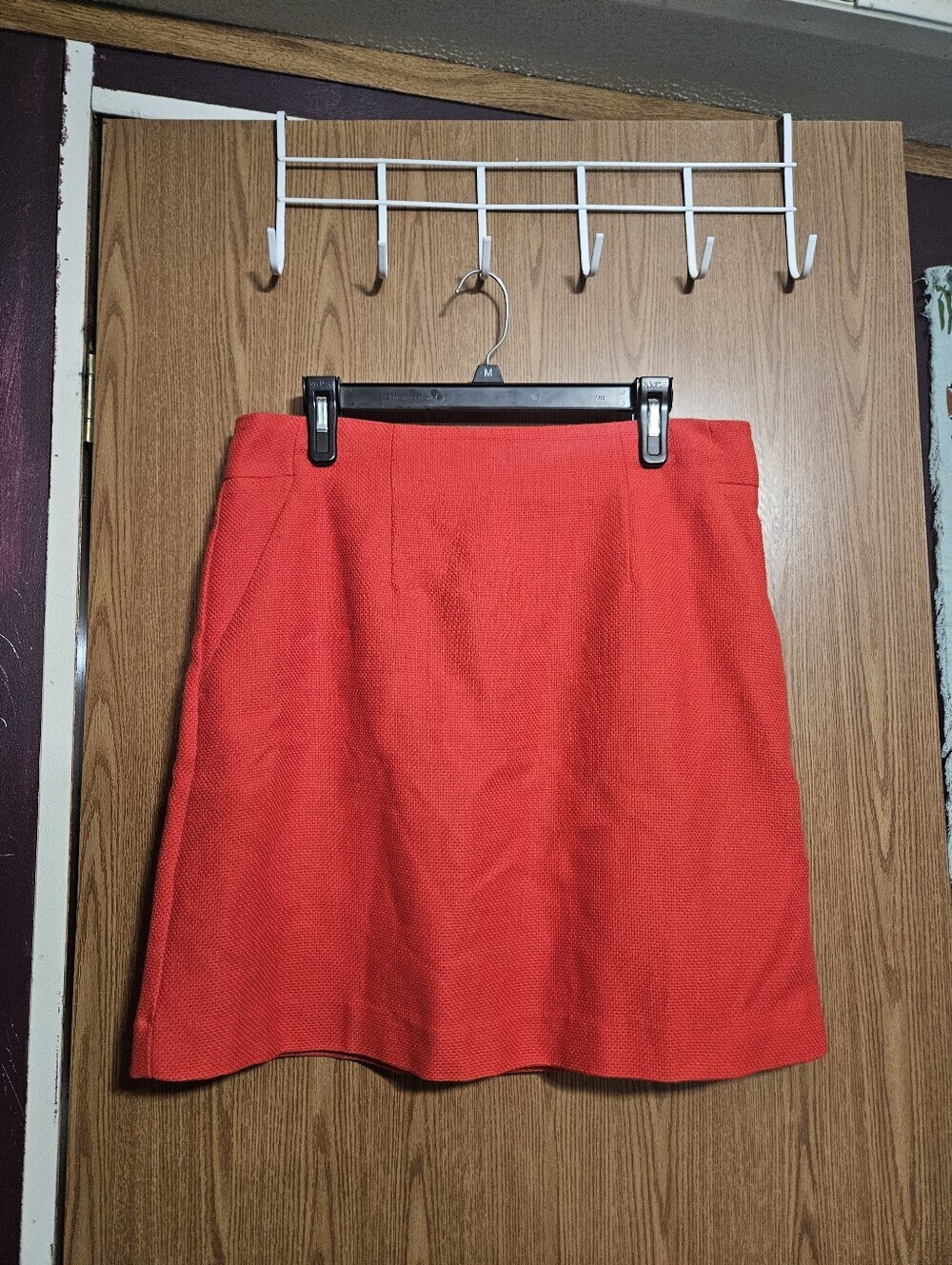 Ann Taylor Red Tweed A line Mini Skirt Zipper Back Size 10!